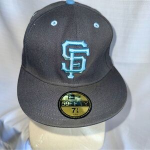 San Francisco SF Giants hat in Dark Gray and Blue New Era Fitted Cap Size  7 1/8